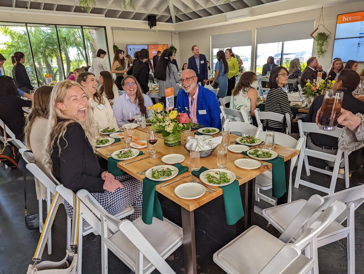 HCCSoCal's tweet photo. Enjoying our afternoon together as we celebrate the finest healthcare marketing and advertising professionals across Southern California! 

#HCCFinest #HealthCareMarketing #HealthCareAdvertising #HealthCarePublicRelations https://t.co/GZGgSbzvNC