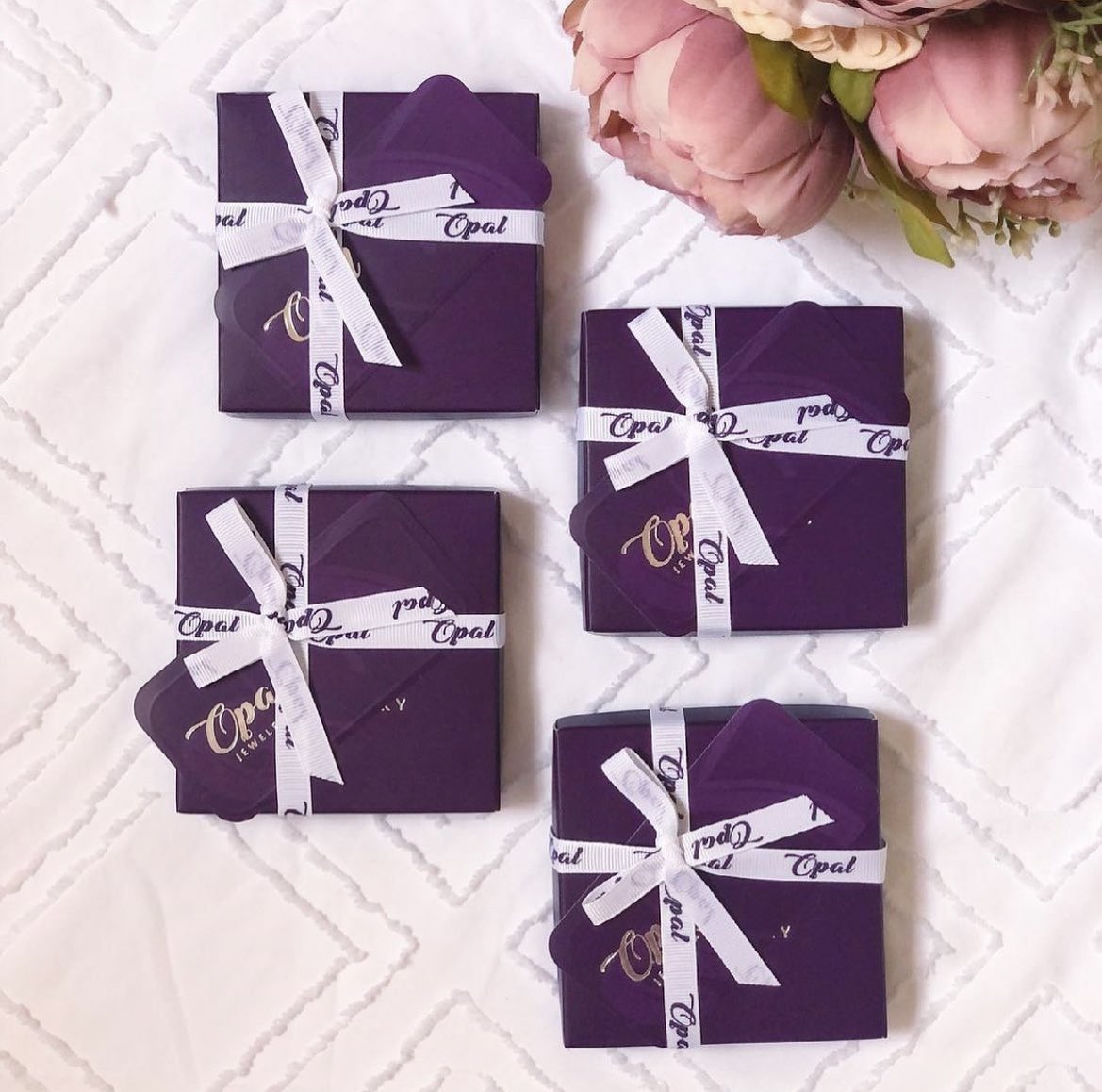 لايك لو خاطرك فيه 🤍