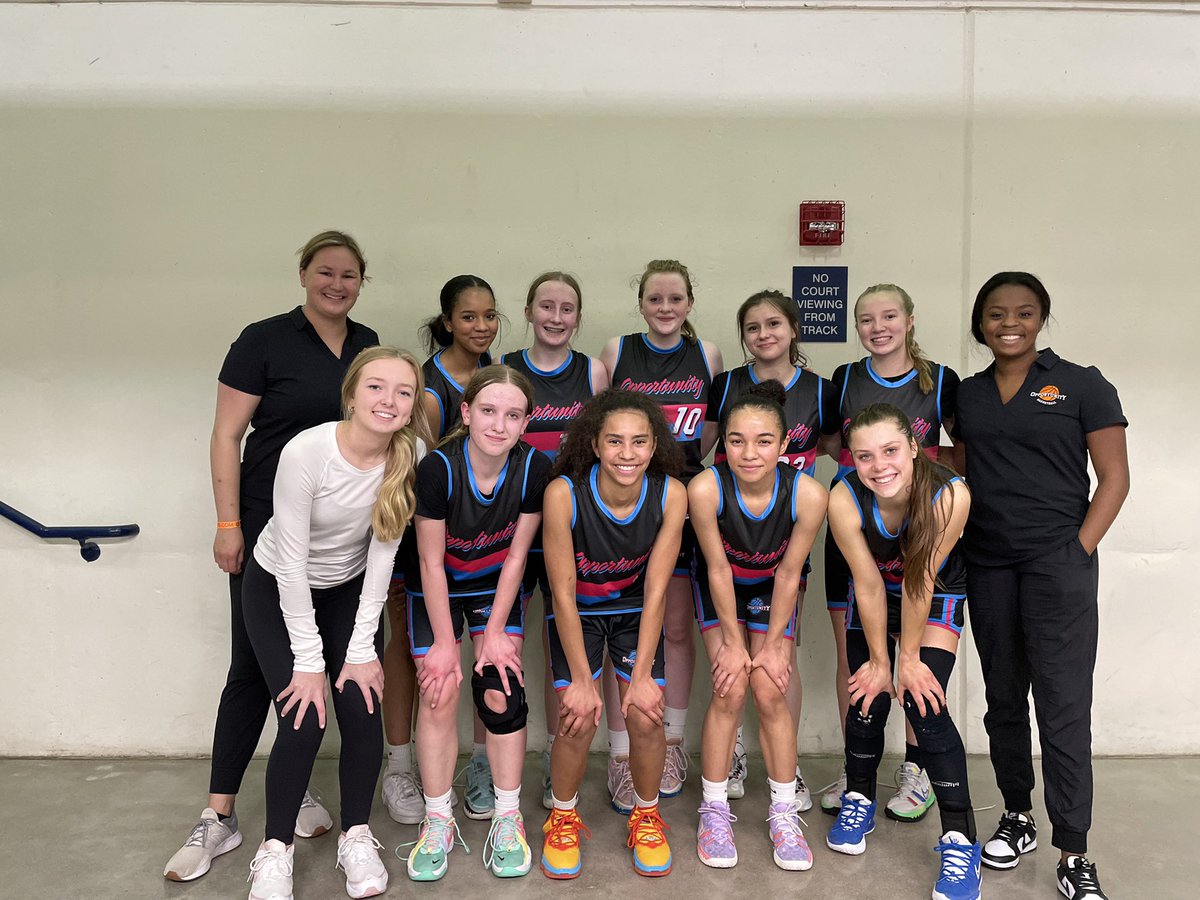 Our 2025 Blue team is playing some tough basketball. Check out <a href="/Melaniesan22/">Melanie Sanford</a> <a href="/MaddieMcCaff/">Maddie McCafferty</a>, Shaniya Sharpe, <a href="/AshlynnSpong/">Ashlynn Spong</a> (8th grader playing up and shining), Kylie Battle, Sydney Fisk &amp; others. Coaches <a href="/AnnaKavanagh35/">Anna Kavanagh</a> &amp; Evelyn Knox have them dialed in and having fun!