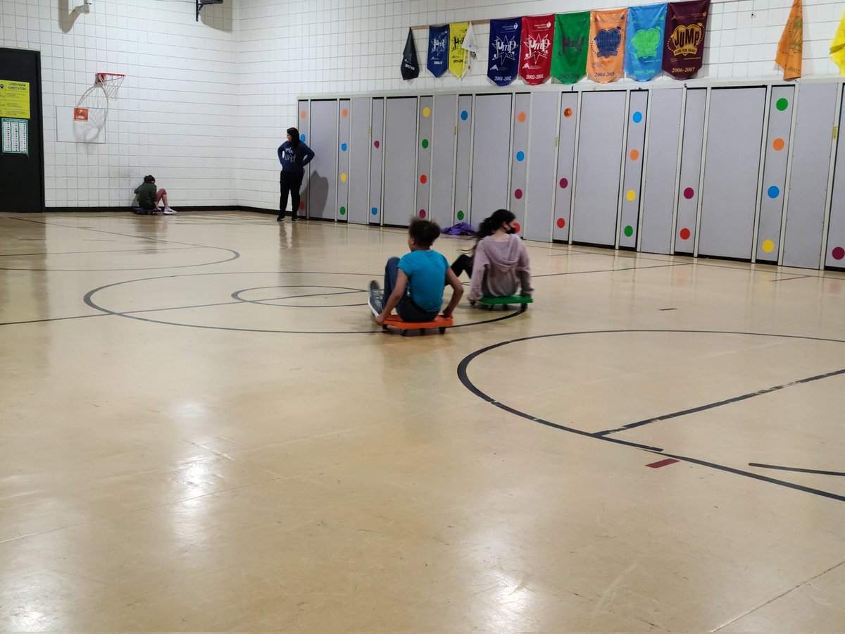 tmorris161's tweet photo. "Racing" to the end of the year! #4thgraderocks @AWagnersClass @KWallace2014 @western161 @sd161learns https://t.co/eyJ8clJPzC