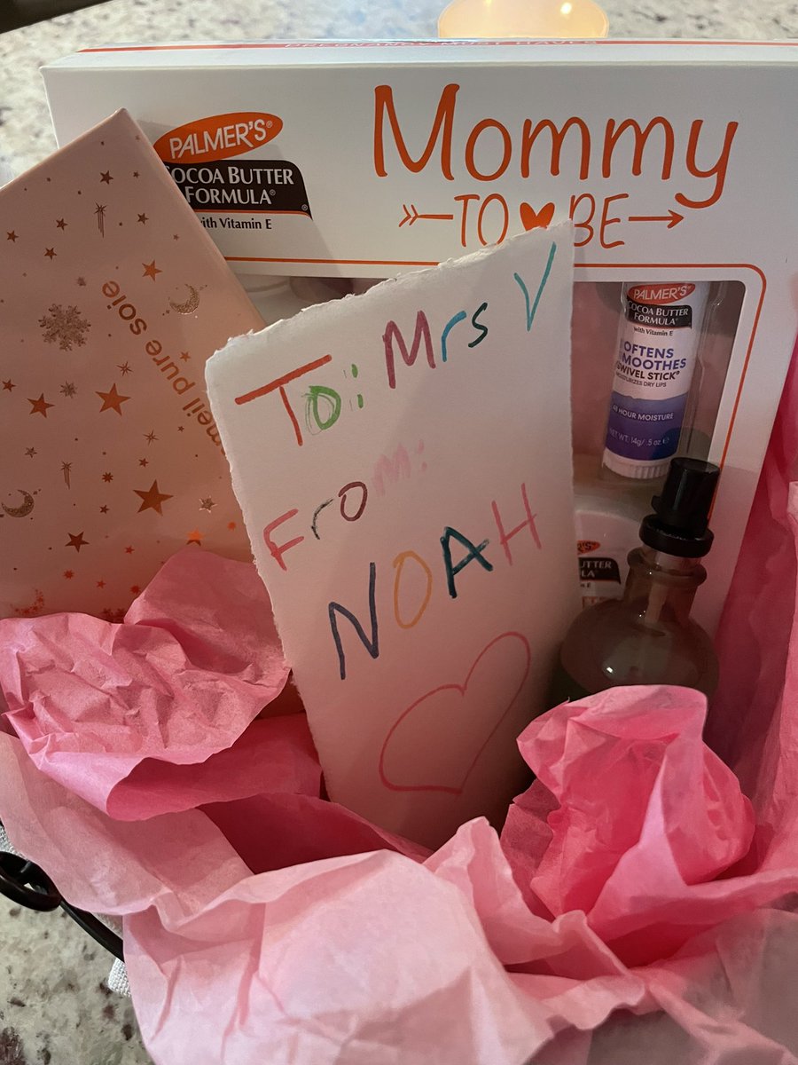 teach_withMrsV's tweet photo. Received a “mommy to be” teacher appreciation gift from one of my kiddos. Beyond thankful for the wonderful families I get to work with and the relationships we’ve built over the years. 💛 #RelationshipsMatter #Room109Rocks https://t.co/jolNSk9Cu4