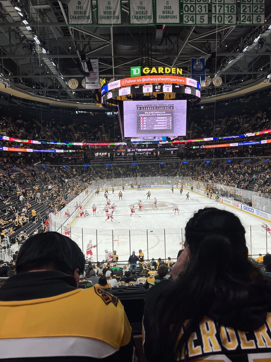 Mattysmeth71's tweet photo. Pregame scouting before I blow the whistle tonight. Bribes accepted in the DMs https://t.co/pXRbDAY4Rb