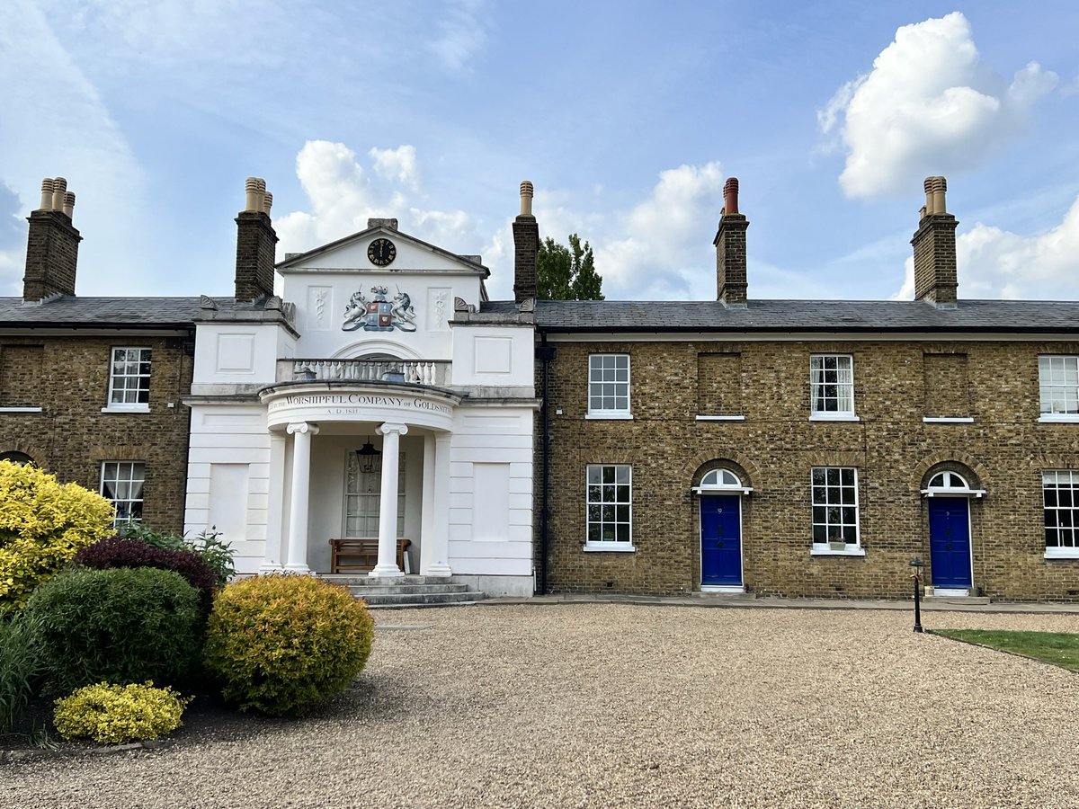 EalingParks's tweet photo. It’s the weekend! Do visit our Park of the Month - Acton Park - full of activities for the whole family. Make a day of it by checking out Churchfield Road beside it with great little shops, cafes, wine bars and these Goldsmiths’ Alms Houses c1810. . https://t.co/gvXFRLQP2a https://t.co/CGCxEkW6Zn
