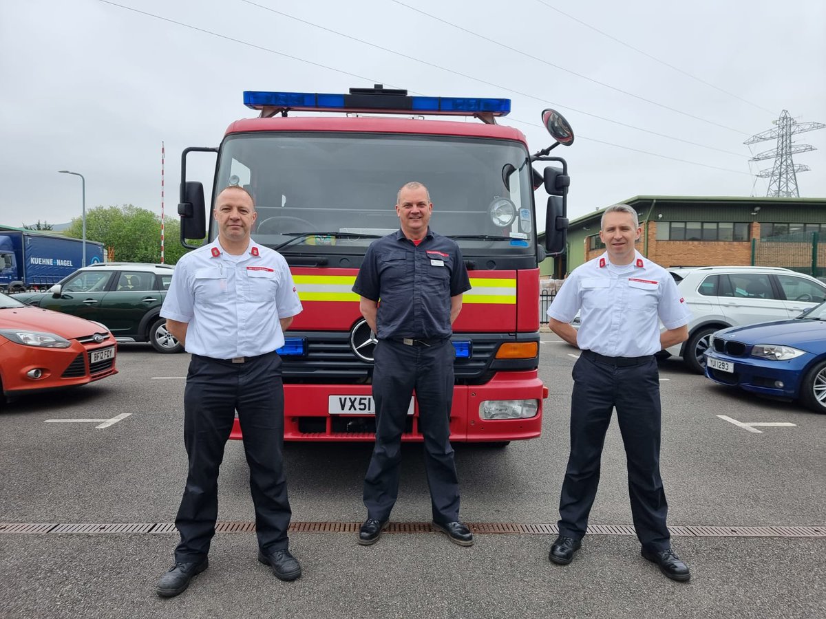 HWFireAElliott1's tweet photo. After a couple of days of travel, the 3rd convoy is making good progress on its journey to Poland. Via Kent, across the channel and last night hosted by fire service colleagues in Germany before continuing on to eastern Europe  @FIRE_AID_UK @NFCC_FireChiefs 🇺🇦 🇬🇧 🇺🇦 https://t.co/AxOWa9odSo