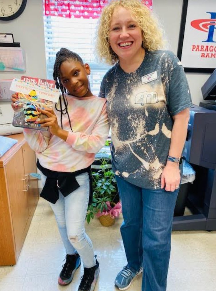 baldwinrams1's tweet photo. Congratulations to 4th grader Jarvia Morgan for winning the Perfect Attendance prize this week! She won a Harry Potter book and a stuffed animal! #baldwinBEthechange #attendancematters https://t.co/ueD4ZK849j
