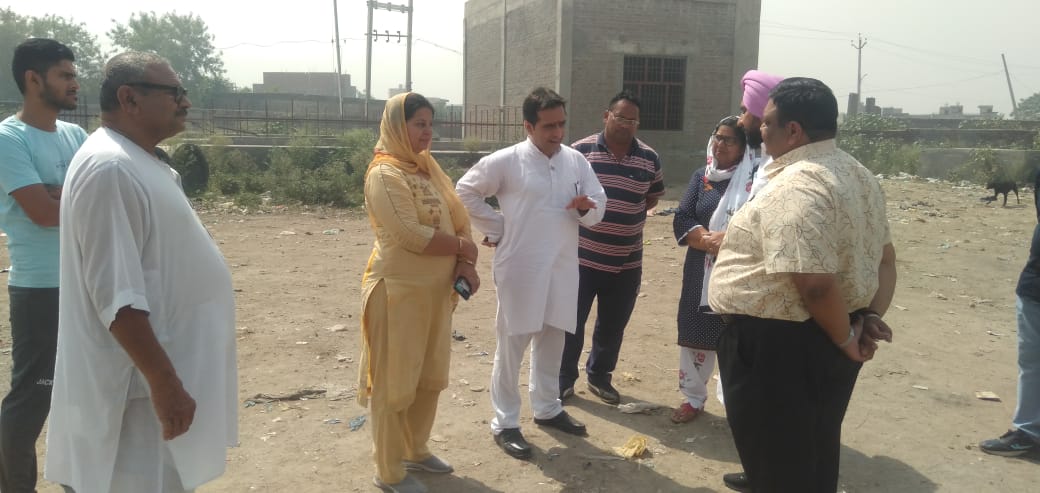 deepakPILOTfans's tweet image. Redevelopment of Shaheed Udham Singh Park Sachkhand Road Tarn Taran Sahib under #SmartWard #SmartVillage project.

@VarunRajSingh26 @BhagwantMann @ArvindKejriwal @AAPPunjab @AamAadmiParty @raghav_chadha #India #Punjab @HarpalCheemaMLA @JarnailSinghAAP @DrDeepakPILOT #DeepakPILOT