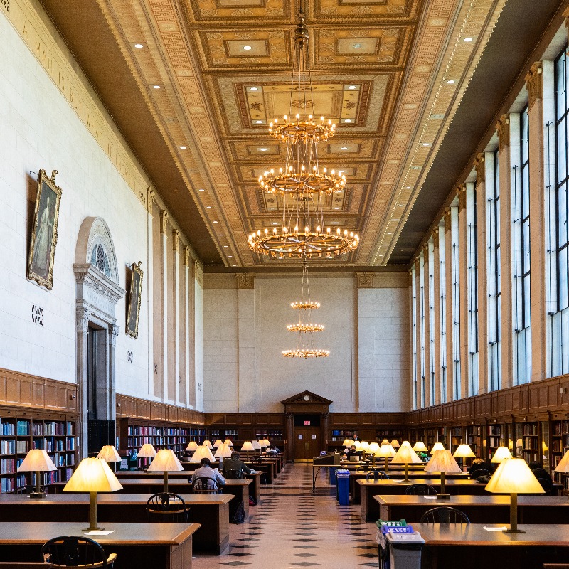 CC_Columbia's tweet photo. It's time to stake out your favorite study spot β¬οΈ Wishing you the best of luck on finals, Lions!!
#ButlerLibrary #ColumbiaUniversity #MyCCJourney https://t.co/bSzyA7Cmmm