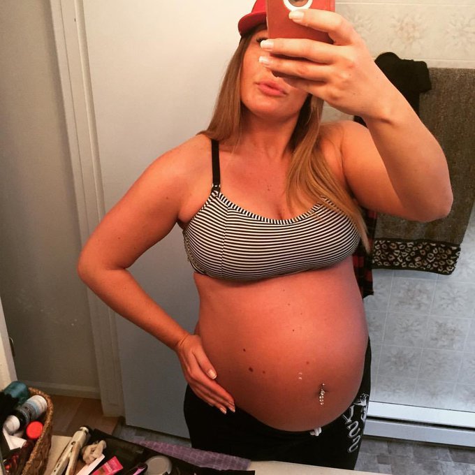 Throwback #MothersDay2022 9 months here. 😍😍😍😍 https://t.co/qHFMlKAUM0<a href="/tag/mothersday2022"class="tags">#MothersDay2022</a>