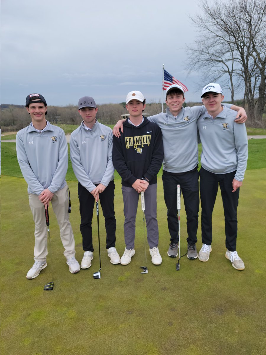 BoysGolfFHS's tweet photo. Sabers take 5th out of 20 teams at the @GreendaleLearns Invite at Morningstar! Team effort was led by sophomore sensation Parker Fraser who shot a fantastic score of 79! Way to go to all guys! Sabers head to Janesville to compete in the Ashenfelter Invite @ Riverside GC tomorrow! https://t.co/iztMq1CoIq
