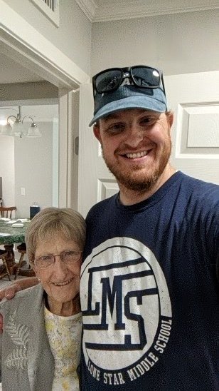 It's fitting that on this #DifferenceMaker day in San Angelo, I get to have lunch with this #differencemaker who worked many years in education <a href="/ArlingtonISD/">Arlington ISD</a>