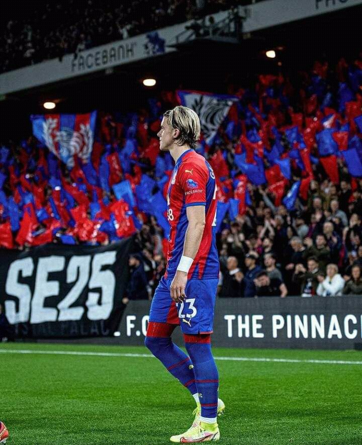 Busyoung001's tweet photo. Seeing #Gallagher #gilmor #broja #colwills all playing with #james #mount #chilwell #kante and #challobah playing in epl next season would be a dream comes through..
#Tuchel
#chelsea https://t.co/4fr3GrnYsC