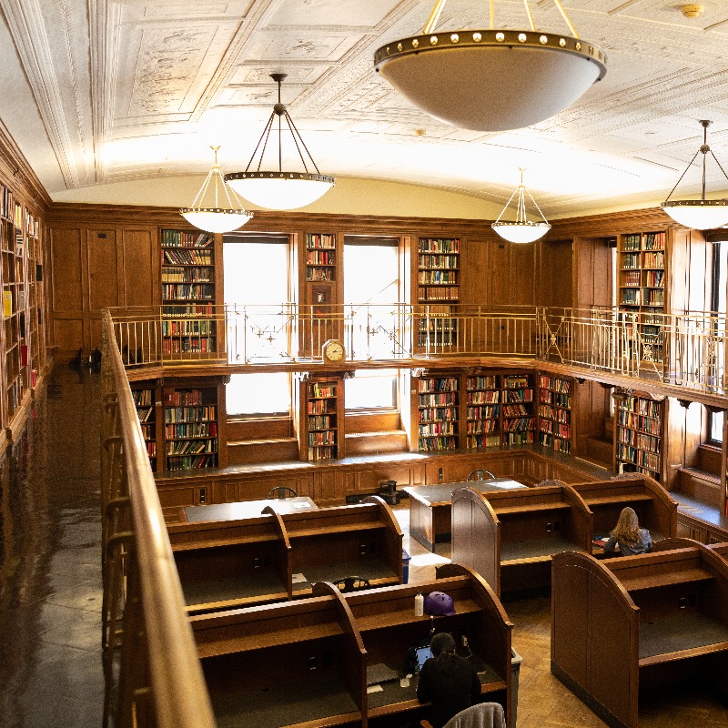 CC_Columbia's tweet photo. It's time to stake out your favorite study spot β¬οΈ Wishing you the best of luck on finals, Lions!!
#ButlerLibrary #ColumbiaUniversity #MyCCJourney https://t.co/bSzyA7Cmmm