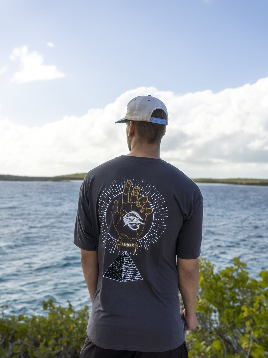 I heard there is a 5 Finger Discount on our site🖐

Grab your Free Shirt on: 
strangehandsclothing.com