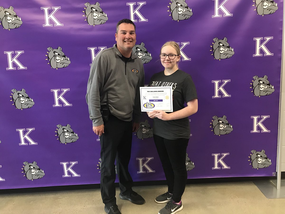 BulldogsKHS's tweet photo. Congrats to our Sophomore May Bulldog award recipient Faye Ross! #TeamUpKSD https://t.co/9RURxwTHTF