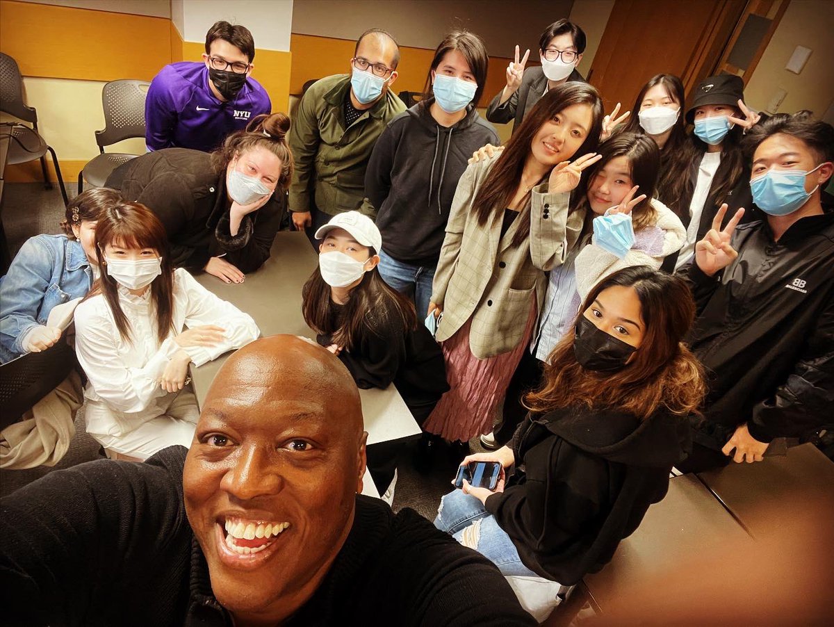 IamJohnBurnett's tweet photo. Another great semester @nyuniversity. #AdjunctLife #NYU #ViralViolets https://t.co/B8k55k7aaI
