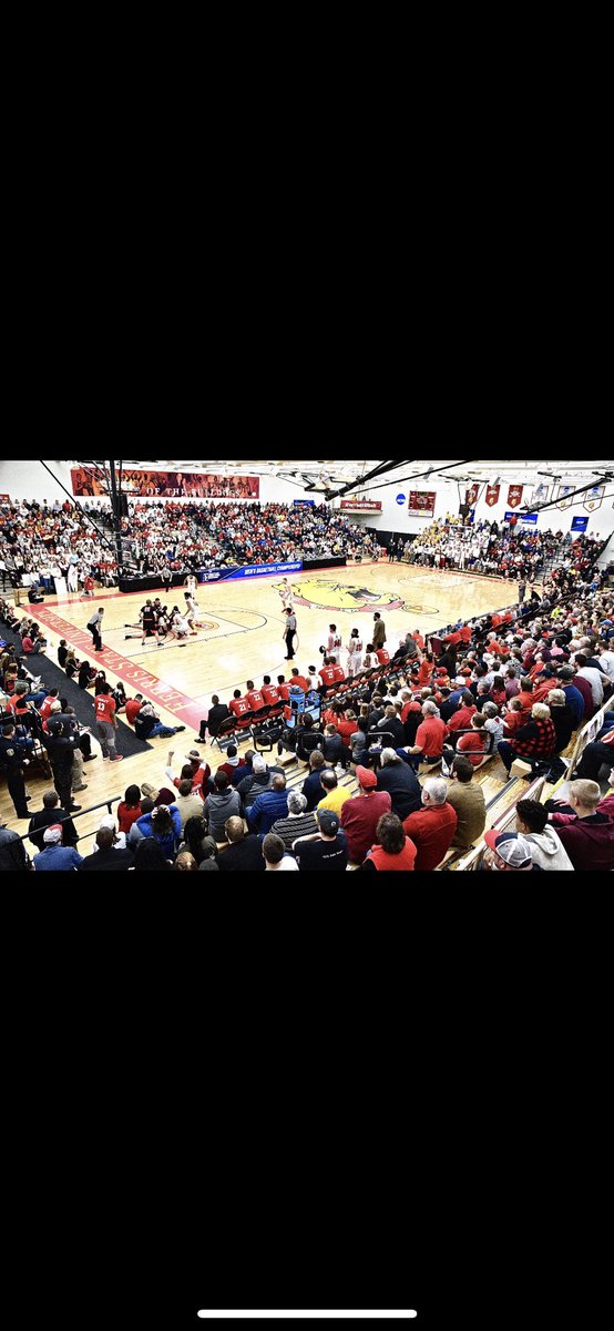 Thankful to receive an offer from Ferris State university #gobulldogs thanks to <a href="/CoachBronks/">Andy Bronkema</a> and the rest of the staff!!