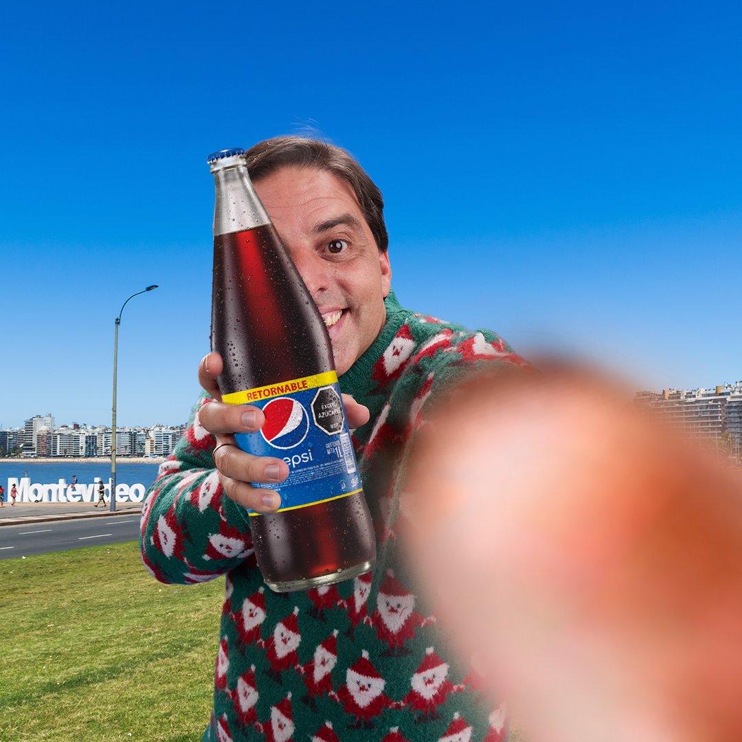 PepsiUY's tweet photo. Que alguien le enseñe al Piñe a sacar fotos por favor. 🤓Igual lo más importante se sigue viendo.
#cursodefoto #mevendosola #$64 https://t.co/m0uKkjZt1M
