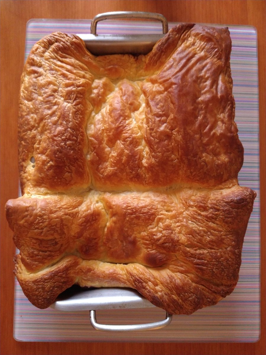BobStLeonards's tweet photo. @SouthLondonGirl Pie https://t.co/pnHzECDUGn