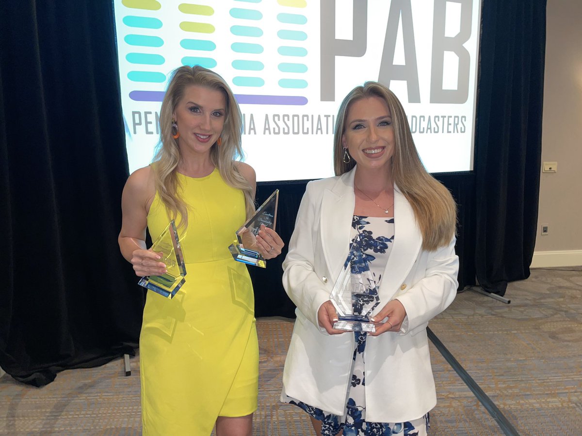 JasmineCBS21's tweet photo. Great afternoon at the #PABawards with old friends and new ones!! @PABroadcasters #GOTEAM #CBS21 @CBS21NEWS https://t.co/aaNgfKN2oM