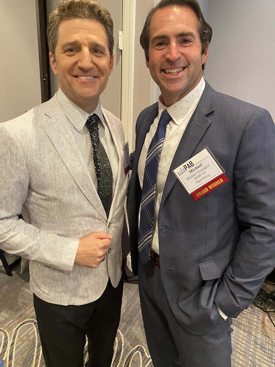 JasmineCBS21's tweet photo. Great afternoon at the #PABawards with old friends and new ones!! @PABroadcasters #GOTEAM #CBS21 @CBS21NEWS https://t.co/aaNgfKN2oM
