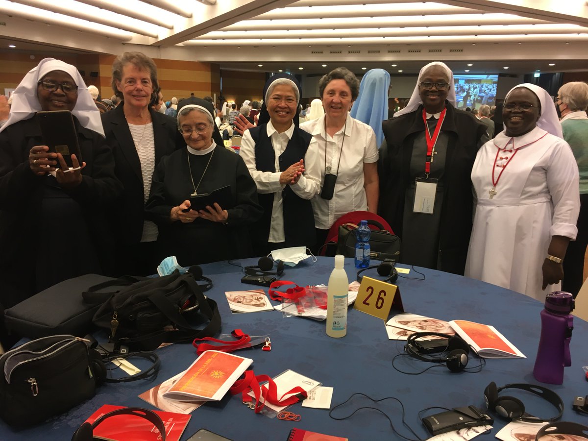 Generalate - Sisters of Social Service tweet media