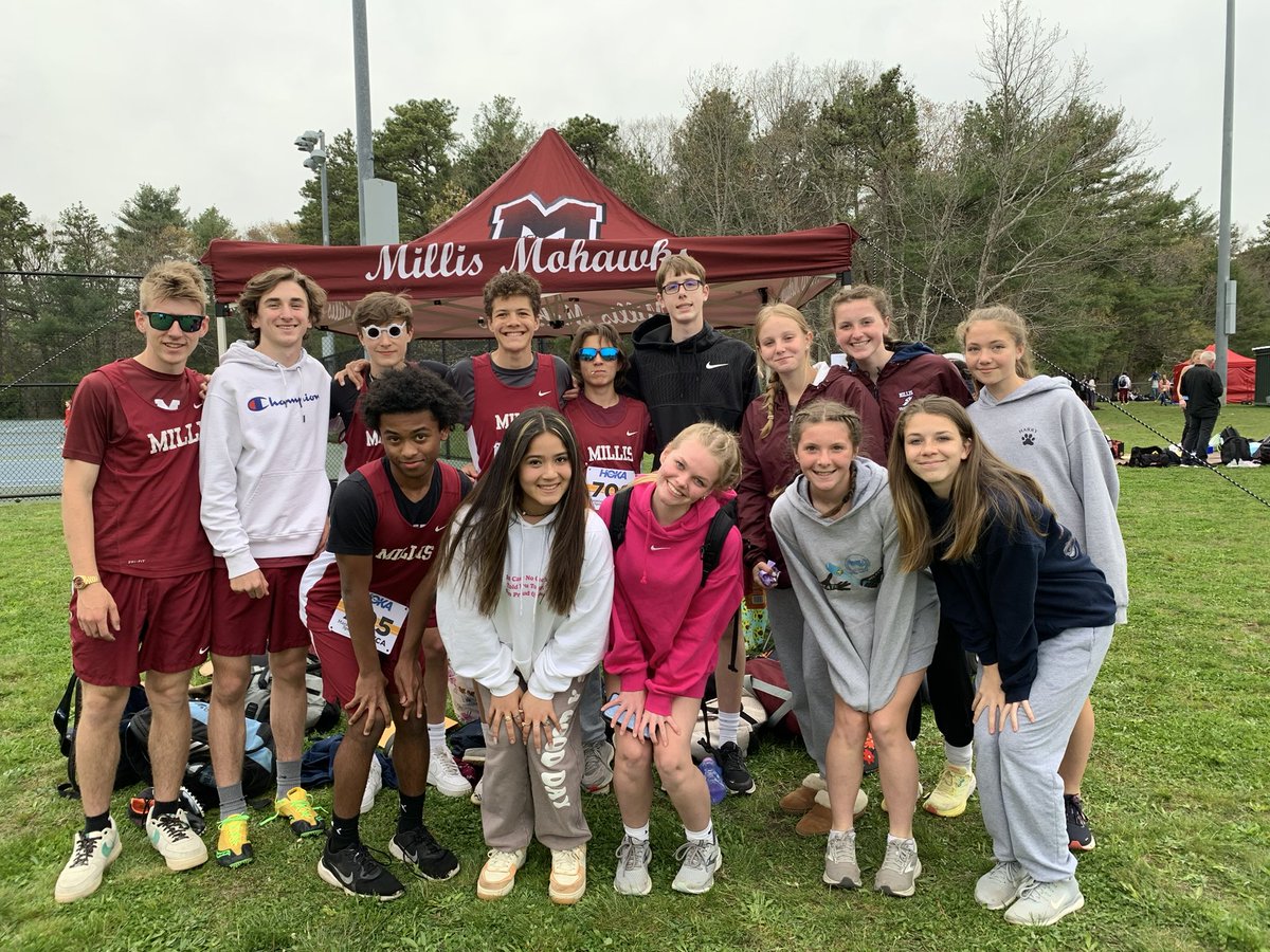 millis_tf's tweet image. What a fine looking crew!😎. Wishing them luck as they represent Millis at the #MSTCA Fresh/Soph meet today!!👏🏼📣😃 @millishigh @MillisAthletics