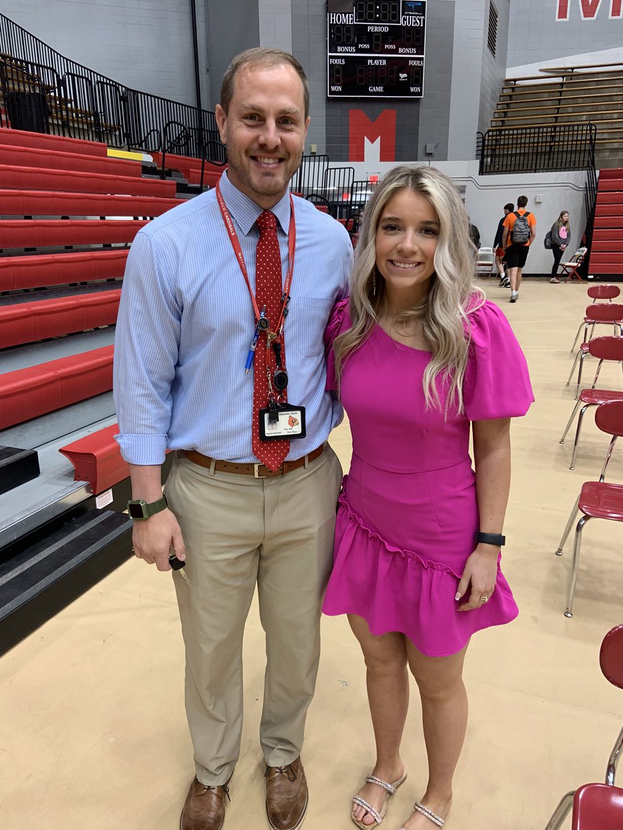 Reed_mms's tweet photo. Two of the best!❤️🖤 https://t.co/NsYJro0Vgz