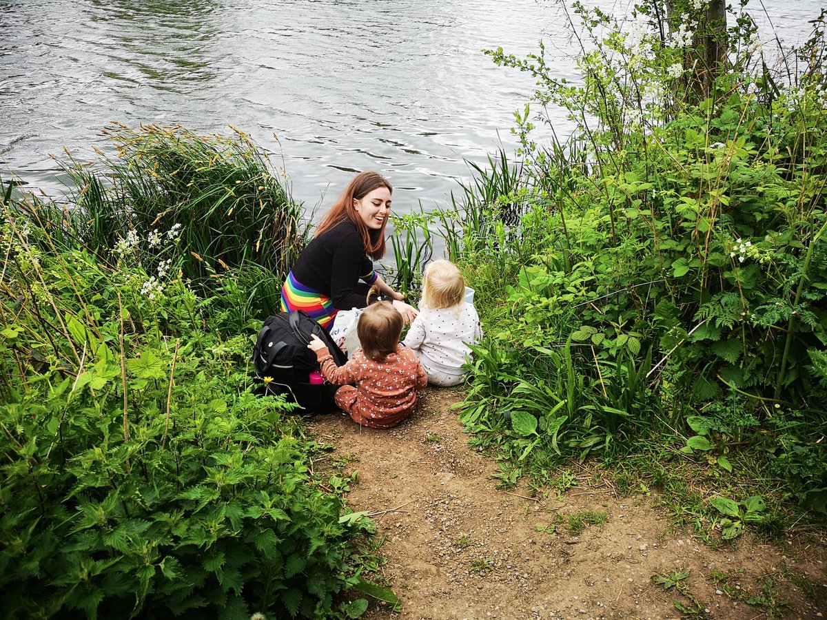 miss_gateley's tweet photo. I have spent this week showing my girls how amazing nature is💚we went tadpole hunting today and set up a lovely habitat for them to grow over the next few weeks, in about 14 weeks we will have some cute little froglets ready to re release to where we got them #achildscurriosity https://t.co/H21rsJ9OCK