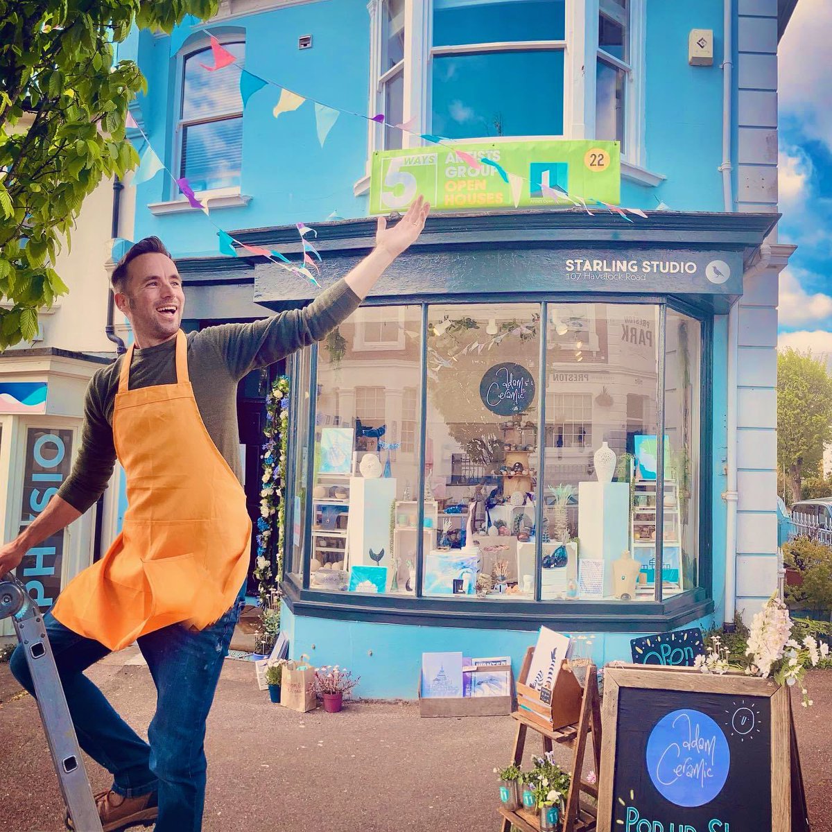 AdamCeramic's tweet photo. The bunting is up to celebrate the start of the @brightfest &amp; @artistshouses and our last weekend of having a pop up shop 🥰🎉 #Brighton https://t.co/3tqme14LeG