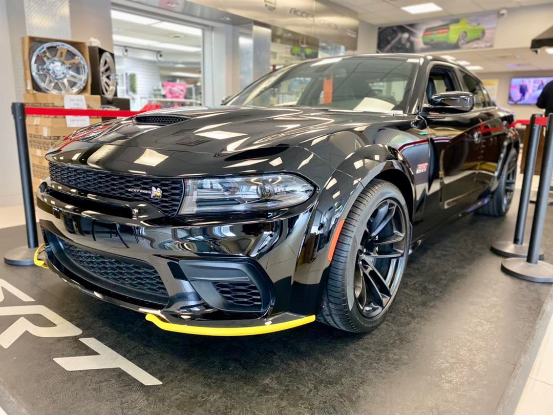 JonesDodgeMD's tweet photo. 🔥 Rare Find! 🔥 This 2022 Dodge Charger Scat Pack Widebody is NOW available for immediate delivery! Check out the 6.4L V8 HEMI MDS engine delivering 485 hp! 💪 https://t.co/U5IHPTxD03