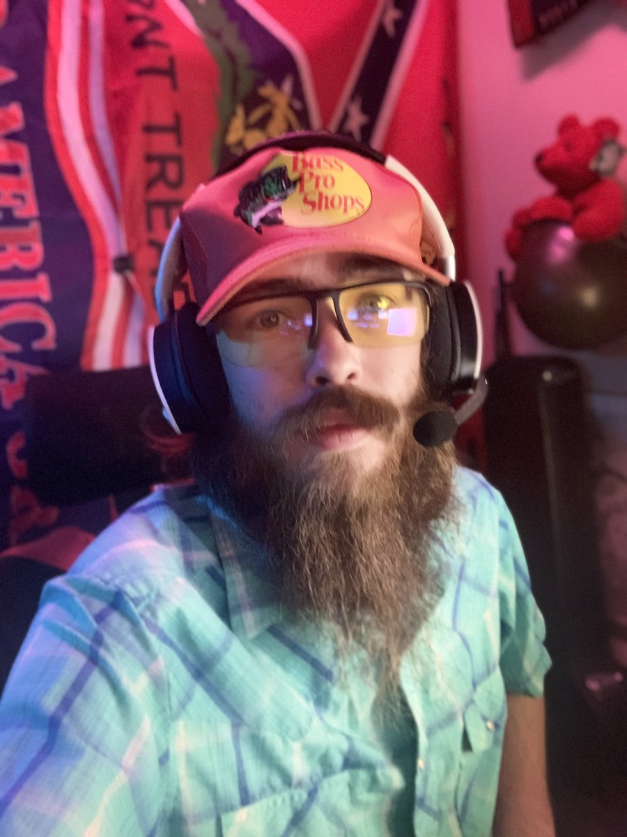 Trapjesus4D's tweet photo. Come watch the stream it’s the last one before I get my VR #TwitchStreamers #twitch #Vr #ats #TwitchAffilate #TwitchPartner #basspro #Livestream #funk #americantrucksimulator @GoingStreams @SmallStreamersR @sme_rt @Pulse_Rts @StreamersRT1 https://t.co/iUJT8pVQd6