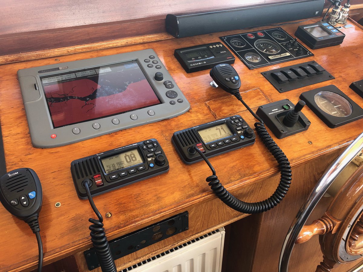 CactusNav's tweet photo. This pic of the amazing, vintage console with the new @icom_uk VHF sets fitted, was sent by one of our happy customers today - the radios are working flawlessly😏
We've also ensured that the sets are ATIS-ready for their next adventure around the European inland waters too ;) https://t.co/SYPyp7sv4o