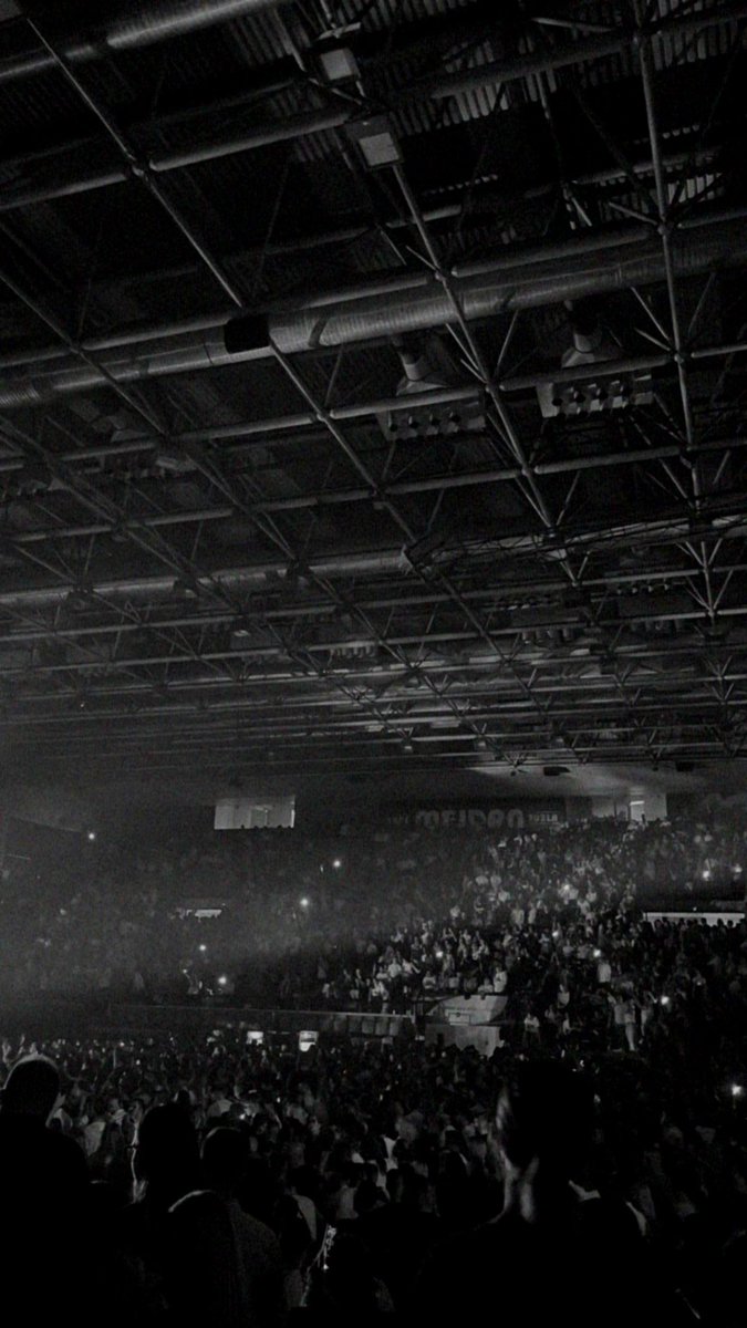 tajlerhot's tweet photo. @snovakdjoko još nije pjevao prevaru nepodnošljivo je https://t.co/ca2MMOq6Mx