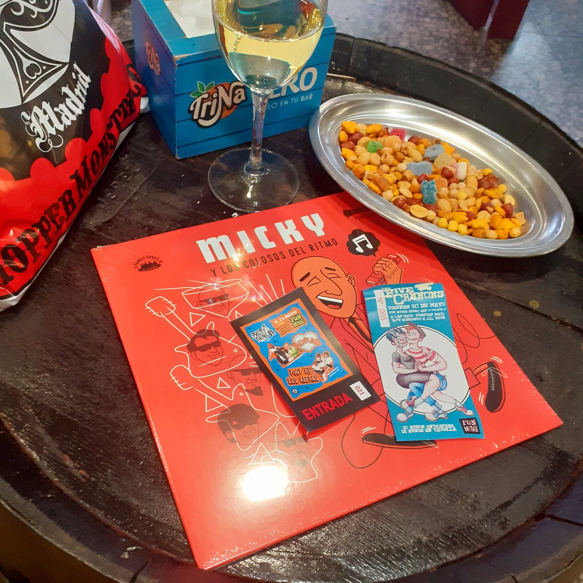 Preparando las salidas de este mes en Madrid: The Five Cannons y Alvilda en <a href="/FunHouseMadrid/">Fun House Music Bar</a>. Apoyando la escena local, que diría David.