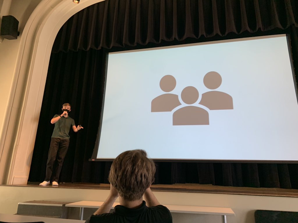 LGuerrero_MET's tweet photo. Yesterday we gave our final TED talks! #PeoriaMET #PeoriaMETEng https://t.co/AqmpPIBlEh