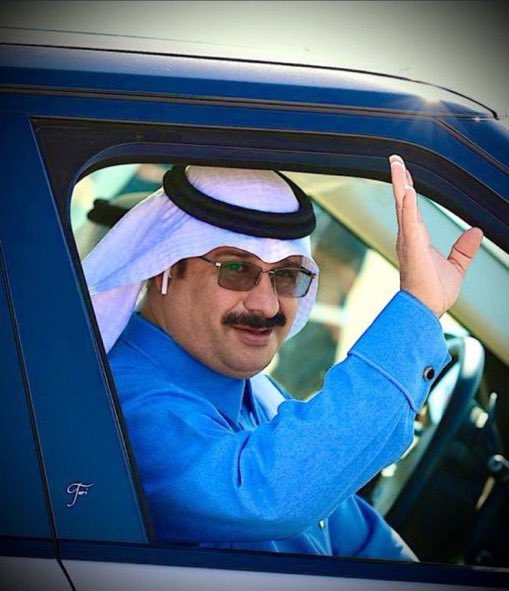 FKRAHKSA's tweet photo. يدون التاريخ اعظم المواقف لتبقى خالده

واليوم سجل رجل الأعمال 

#راضي_سنيد_السلماني موقفا عظيما بتقديم هديته فيلا باسمه واسم اهالي حائل وشمر وعشيرة السلمان للشيخ الفاضل #ناجي_بن_نصار_السبيعي_واسرته بمناسبة استقراره في #حائل وتم قبولها مِن الشيخ مشكوراً @alslmane96 https://t.co/iFX3k1oLzl