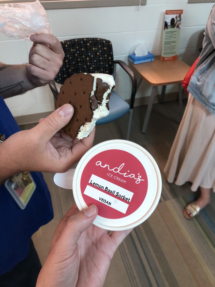 Thank you <a href="/hortonscreekpta/">Hortons Creek PTA</a> for our sweet treats today! <a href="/MrBoyceK/">Tyler Boyce</a>