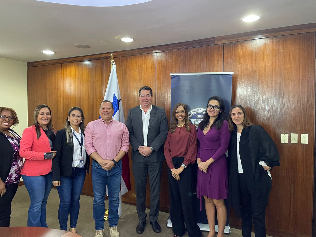 ItasLaw's tweet photo. En días pasados, la Lcda. Melissa Davis participó en el conversatorio sobre la Adopción del Formulario de Prueba de Origen de Mercancías, de la @CCIYAP. https://t.co/kcqpTTEzeH