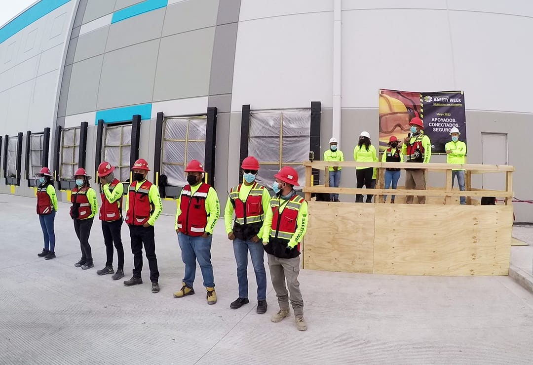 tensa_mx's tweet photo. Esta semana, se llevó a cabo el festejo de la seguridad (Safety Week) además de celebrar 500,000 HRS sin accidentes. El objetivo es concientizar al personal en general sobre la importancia de la seguridad y la integridad física.

#SafetyWeek  #TensaConstrucciones #consturccion https://t.co/qHkjfx18OJ
