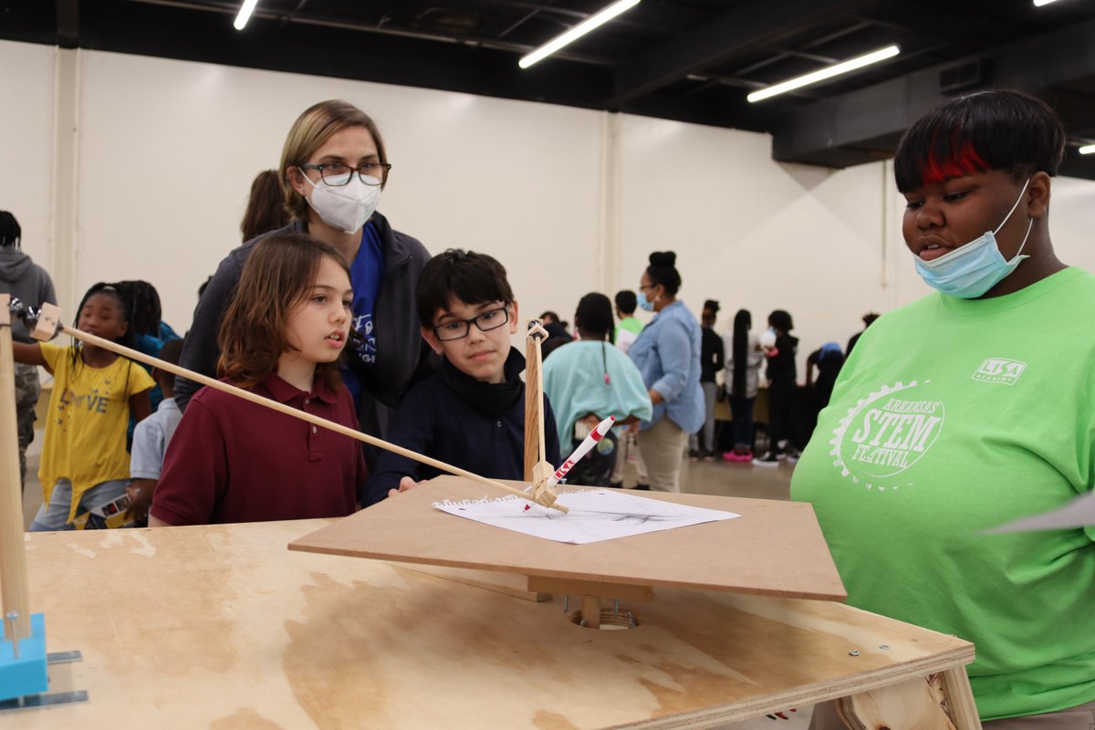 LISAAcademy's tweet photo. "Scientists discover the world that exists; engineers create the world that never was." -Theodore Von Karmen. STEM brings both worlds to school for children to investigate and dream of answers. #LISASTEM #LOOKintoLISA @LtGovTimGriffin @JohnBoozman https://t.co/YpMvBSKwwg