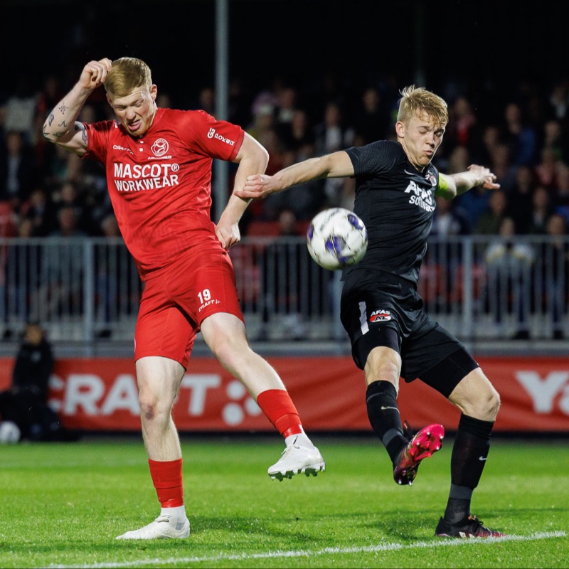 AlmereCityFC's tweet photo. ๐ ๐๐๐๐๐๐๐๐๐๐๐๐๐๐๐๐
Almere City FC is er niet in geslaagd het laatste play-offs ticket te bemachtigen. De formatie van trainer Alex Pastoor gaat in eigen huis tegen Jong AZ met 0-3 onderuit.
#almjaz #UltimateStretch