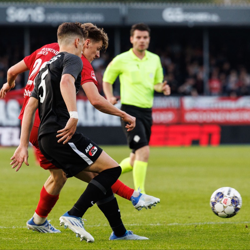 AlmereCityFC's tweet photo. ๐ ๐๐๐๐๐๐๐๐๐๐๐๐๐๐๐๐
Almere City FC is er niet in geslaagd het laatste play-offs ticket te bemachtigen. De formatie van trainer Alex Pastoor gaat in eigen huis tegen Jong AZ met 0-3 onderuit.
#almjaz #UltimateStretch