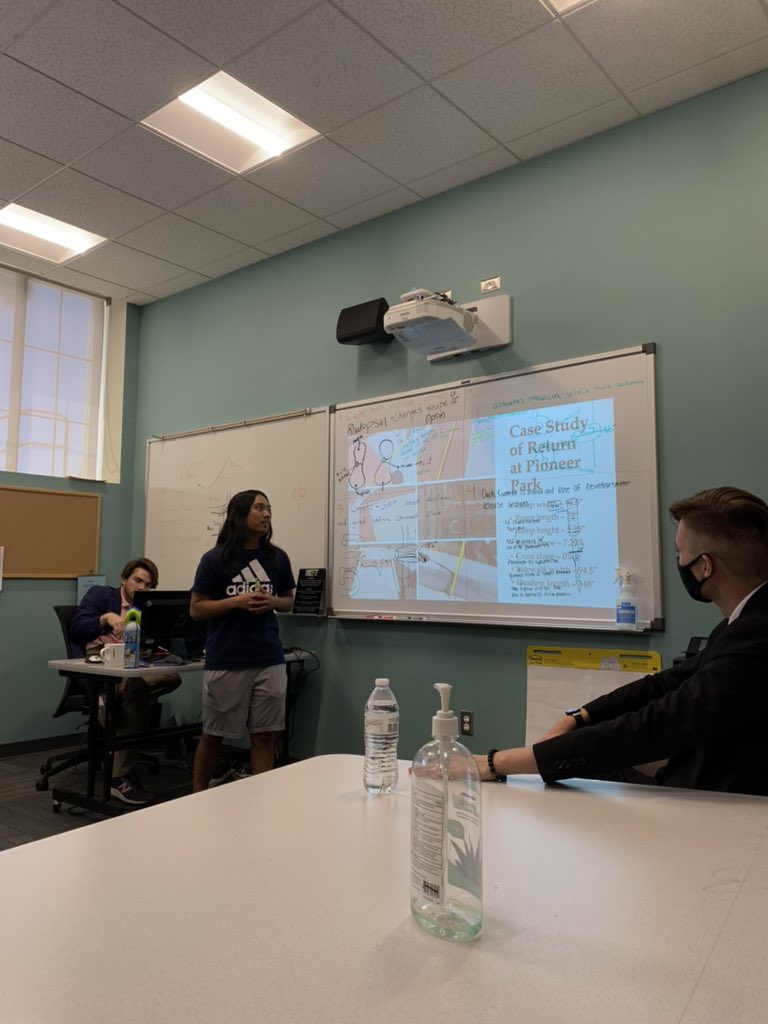 LGuerrero_MET's tweet photo. We practiced our presentation for the project with Chris Lemka #PeoriaMET #PeoriaMETEng https://t.co/DqOG00SNPP