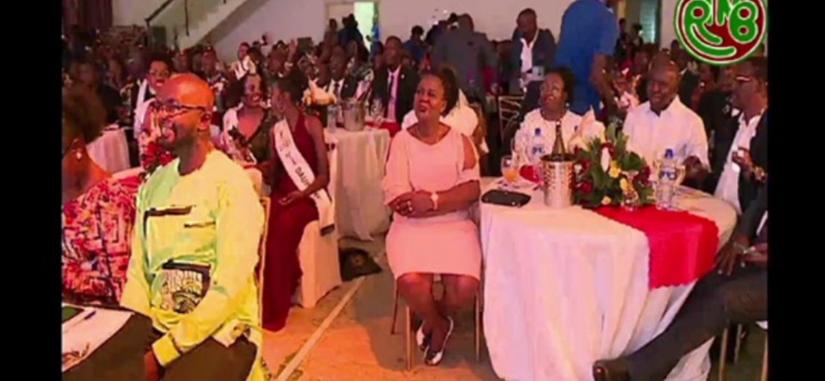 Callmeshield_'s tweet photo. Miss burundi 1870 https://t.co/4SBJWLMMT5