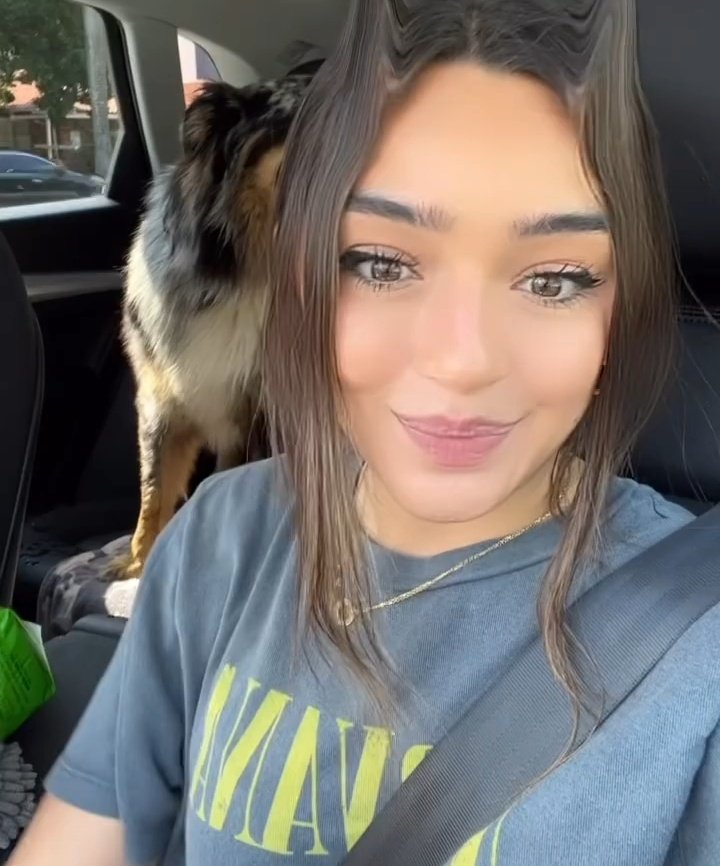 pochethinking's tweet image. happy DAY! ✨