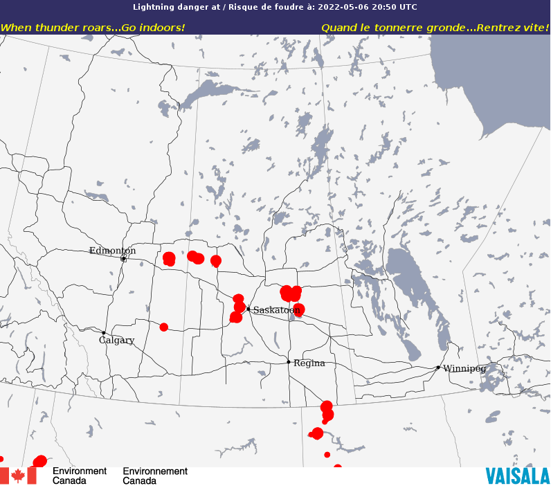 BradlynOakes's tweet photo. It's that time of year, and we are seeing some t-storms and lightning out there this afternoon. Remember to head indoors if there is lightning or thunder in your area. The weekend is going to be unsettled with storm risk in south Sask tomorrow and Sunday. #SaskWX @CTVRegina https://t.co/vVmoBvd5T5
