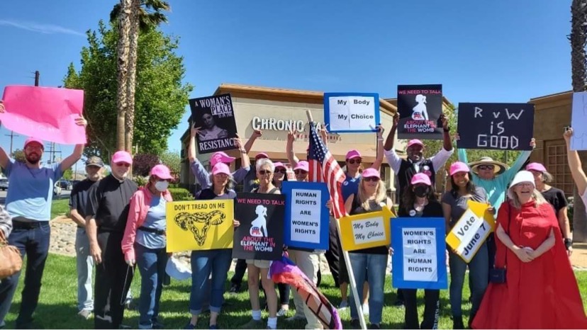 This morning, I joined Antelope Valley activists in speaking out against the Supreme Court's decision to overturn Roe v. Wade. This is what democracy looks like! Together, we're going to beat Mike Garcia, and protect the fundamental right to reproductive healthcare.