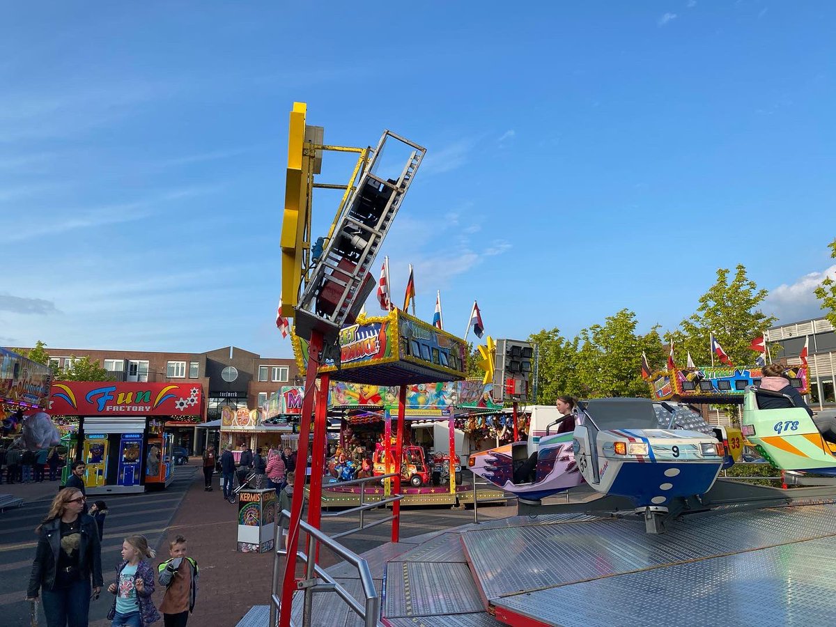 Kermis in Gorredijk 5 t/m 8 mei! #whigorredijk #grootgelijknaargorredijk #gorredijk #kermis 🎡