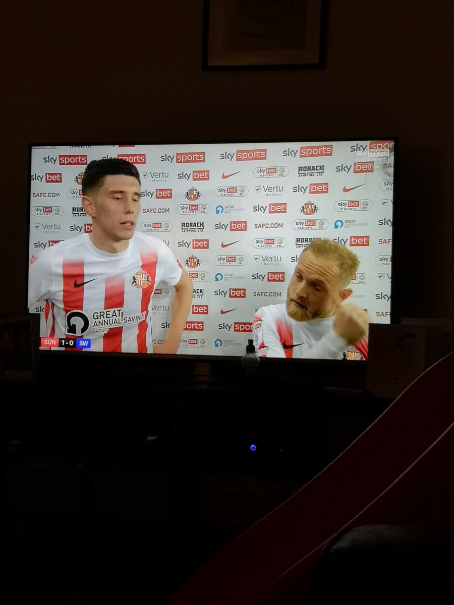 scottderbyshire's tweet photo. @asaintmaximin when you order Dan Burn and Ryan Fraser on Wish https://t.co/zfCZNkjV8N