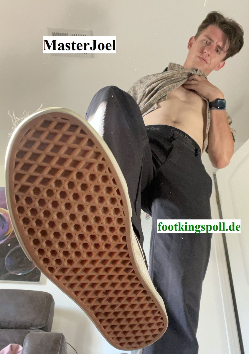 kingtim2012's tweet photo. Happy weekend #footslaves and fans of #malefeet Thanx a lot for so many votes on #footkingspoll
On Top 78 is the #calimaster and #skatermaster #masterjoel vote for him or your fav #footmaster on https://t.co/BqFTFaLmUb https://t.co/7OpInnWLBB